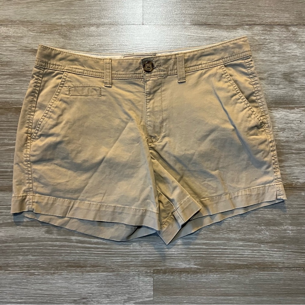 Old Navy Perfect Khaki Shorts Size 4